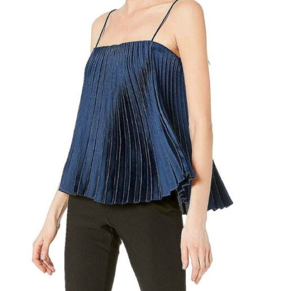 Vince Navy Blue Pleated Top Medium